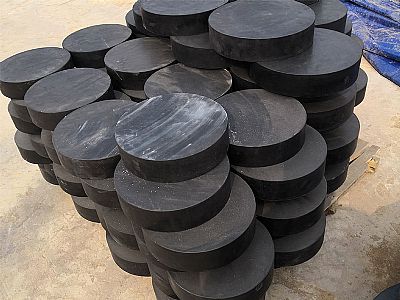 阿城区板式橡胶支座由若干层橡胶片与薄钢板经加压硫化